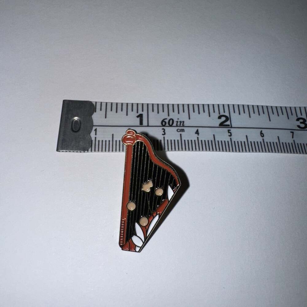 Harp Instrument Pin Brooch - Picture 1 of 2